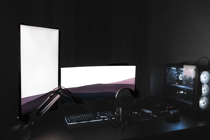 Why the 2 AM Stream Is Quietly Becoming a Creator's Most Valuable Asset